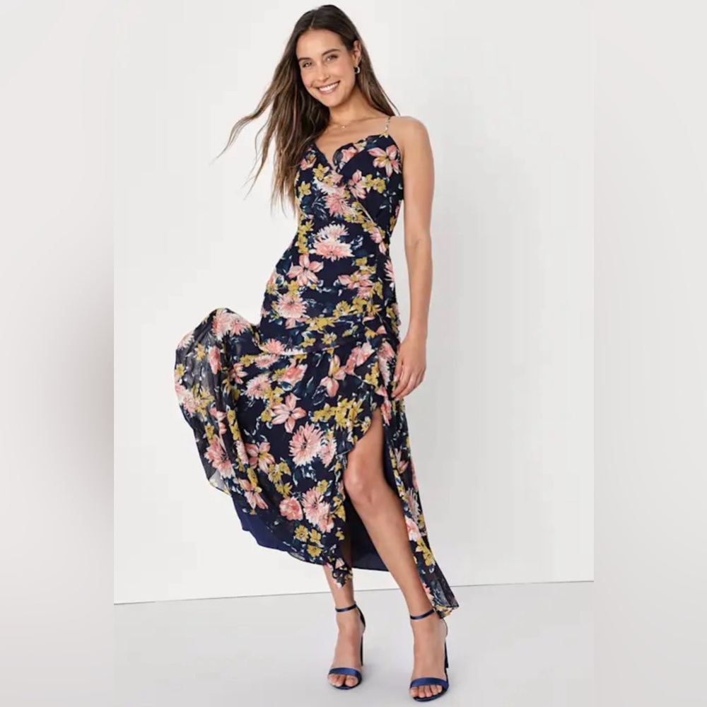 Lulu's Navy Floral Maxi Dress